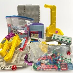 Rokenbok LOT Ball Motorized Conveyor Belt Lift Elevator, balls, figures & MORE!